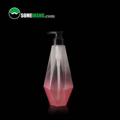 la bottiglia rombica su ordinazione del cilindro di 300ml/500ml/750ml PETG mette per sciampo